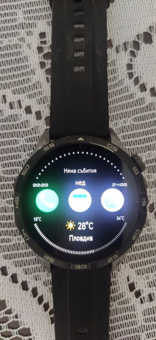 Продавам смарт часовник Huavei GT 4