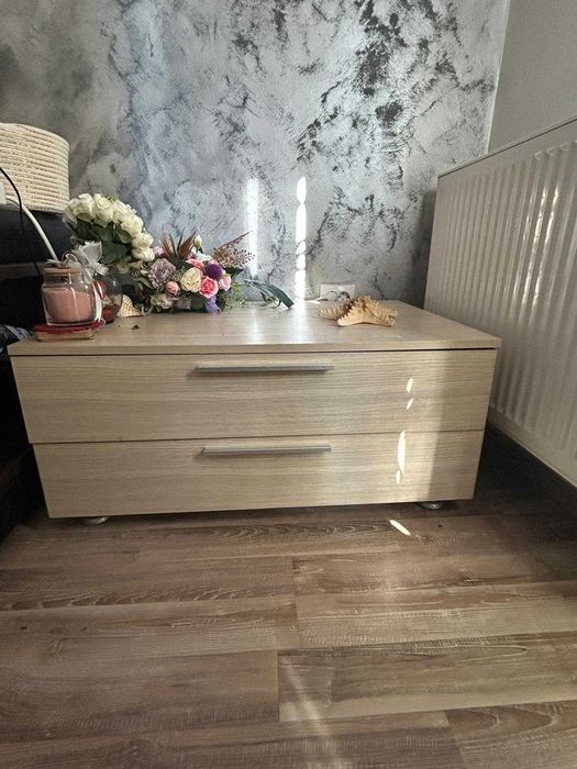 Vand mobila de living in stare buna