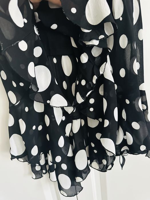 Fusta lunga ,  neagra ,cu buline albe , masura M / L , Noua