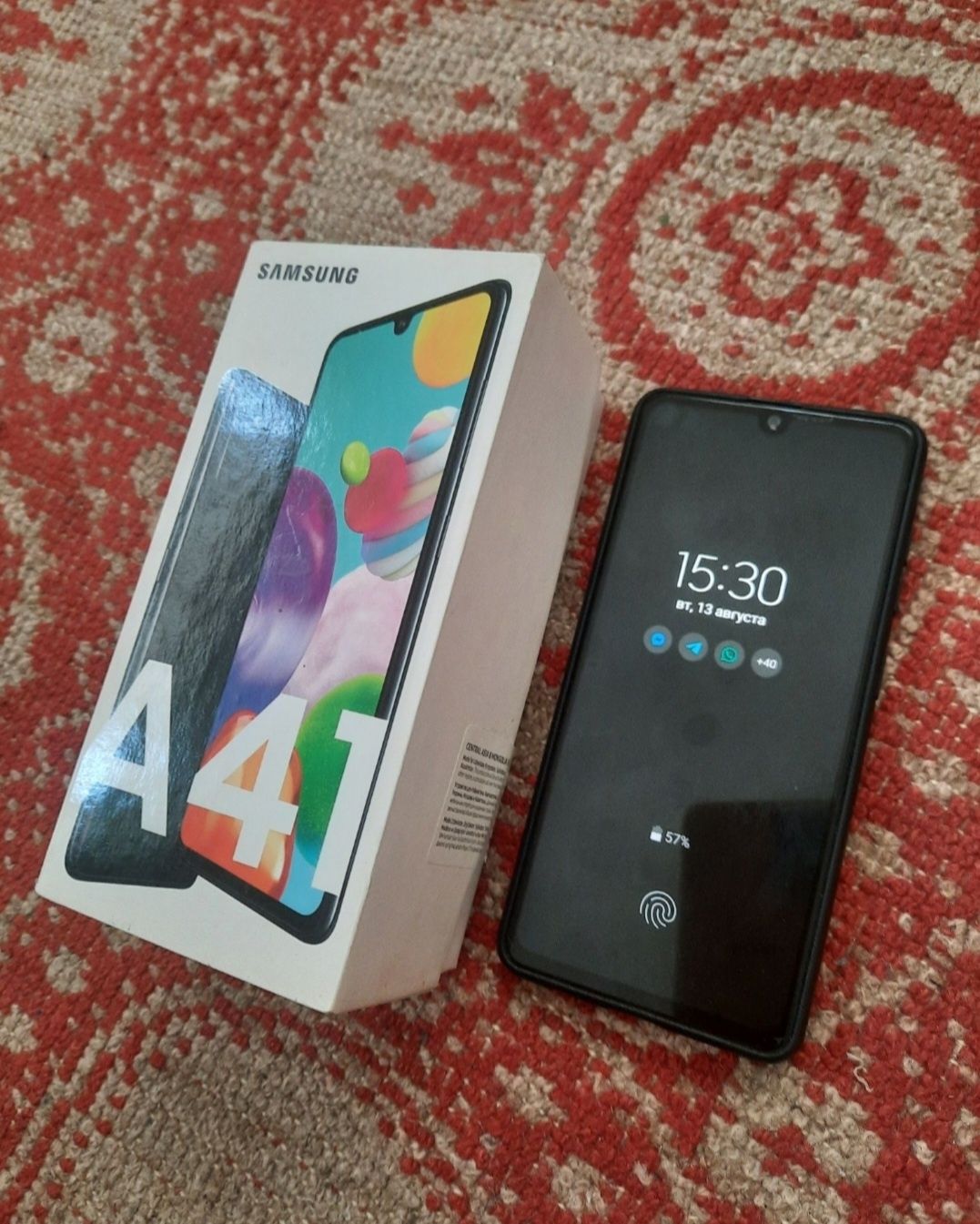 Samsung A41 holati ideal pamyati 4/64 Gb
