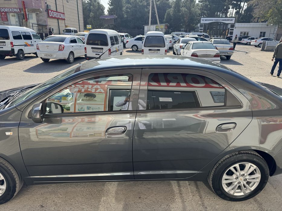 Срочно продается машина