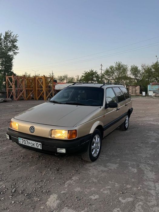 Продам машину пассат б3