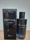 Parfum Barbati DIOR Sauvage 200 ml EAU DE PARFUM neutilizat