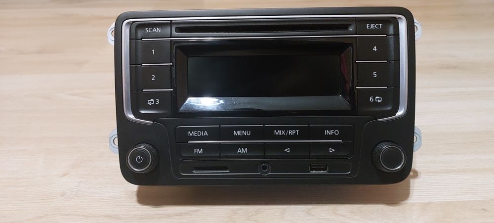 Оригинално CD/радио за VW Golff 5, MK6