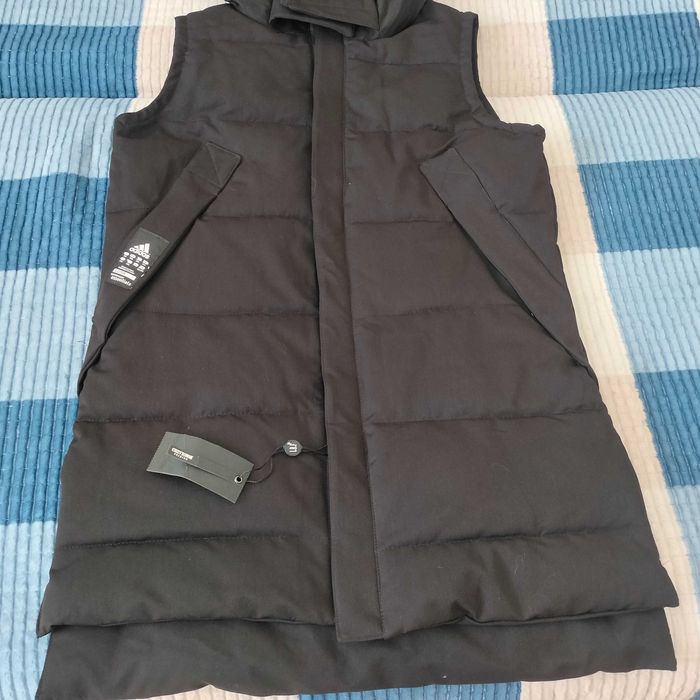 Продам жилетку (женскую)