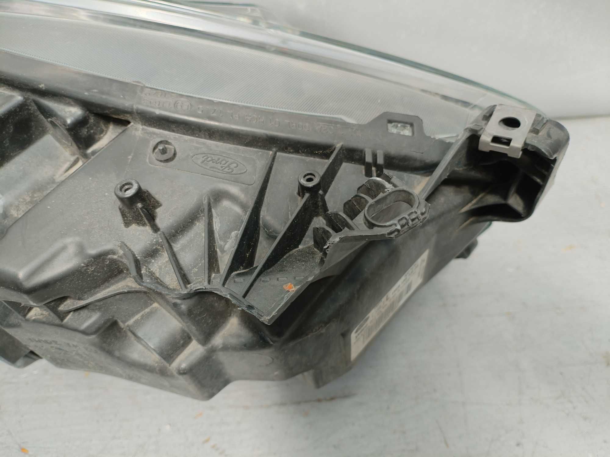 Фар форд Ford S-MAX