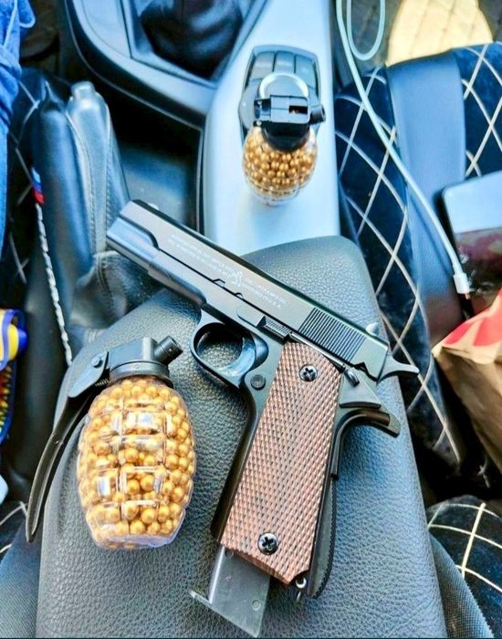 Pistol cu bile full metal - propulsie arc Model C8 , Bile 6mm ABS