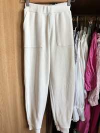 Pantaloni zara alb s/36