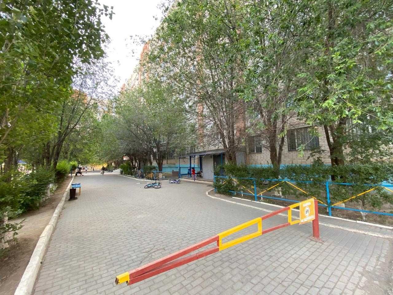 срочно продается 2-х к.кв в 12 мкрн