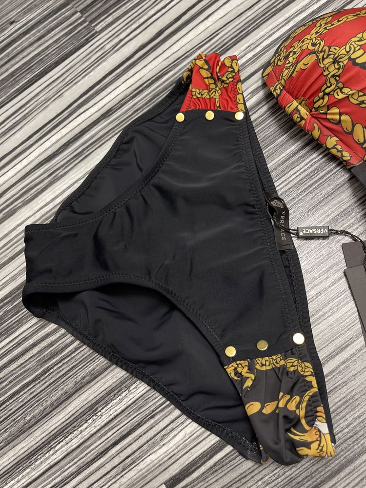 Costum de baie Versace ! PoZe reale ! Mărimi xs  S M ! ATENTIE!!! PROD