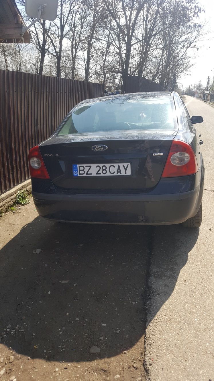 Vand Ford focus 2 motor 1.6 diesel 90 cai an 2006 consum 4,5 l suta mi