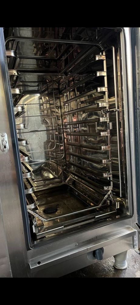 Конвектомат Rational 10 тави с 6 месеца гаранция
