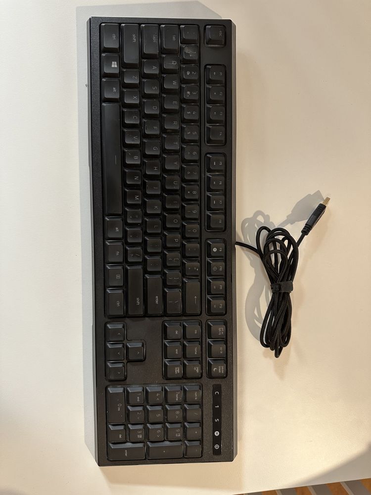 Tastatura Gaming semi mecanica RAZER Ornata V2