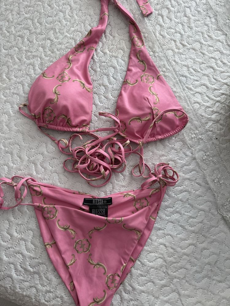 Плажни комплекти и бански Alessa, Calvin Klein