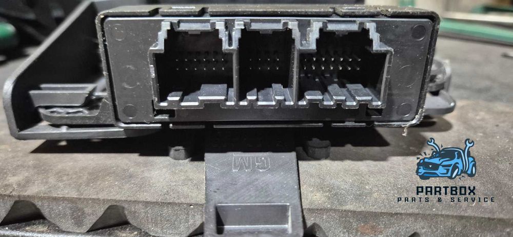 Парктроник модул Opel Astra J 2012 facelift