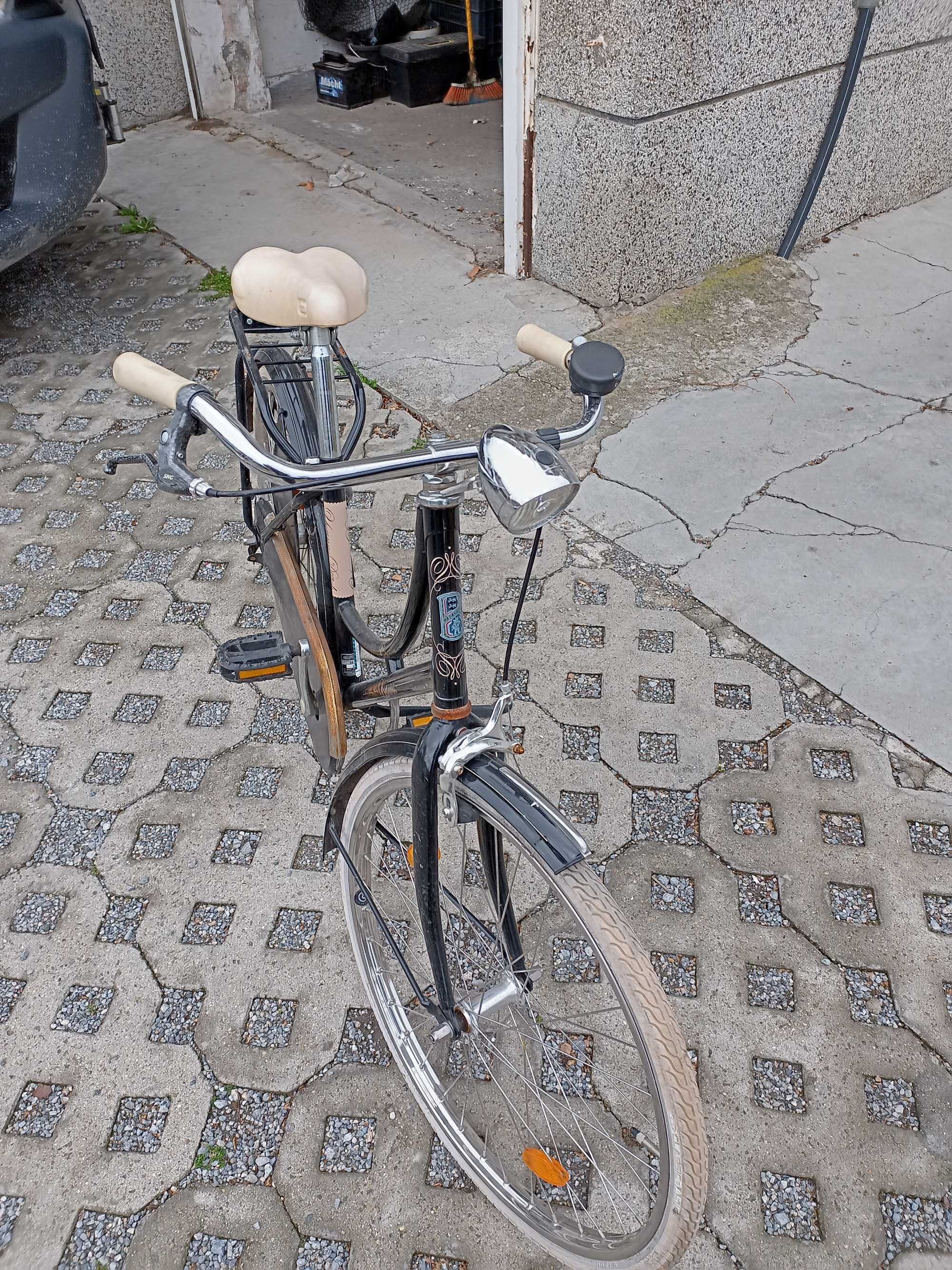 Два броя ретро велосипеди,произход Германия