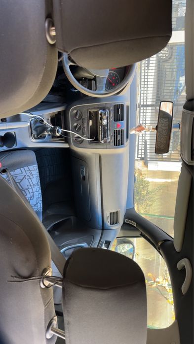 Vand Golf 5 1.4 benzina