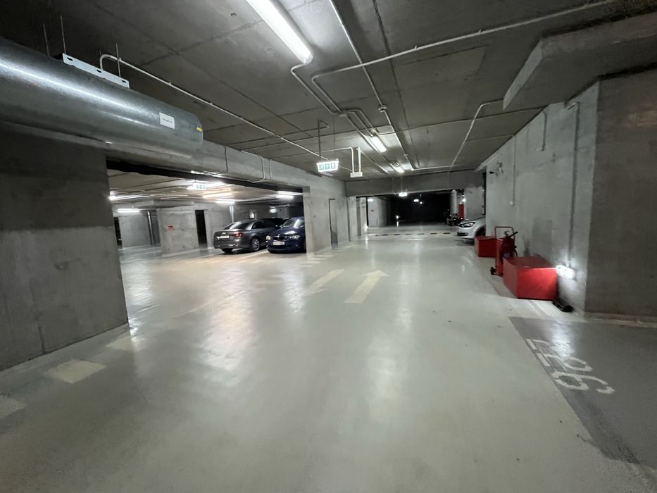 Inchiriez loc parcare subteran Baba Novac Residence