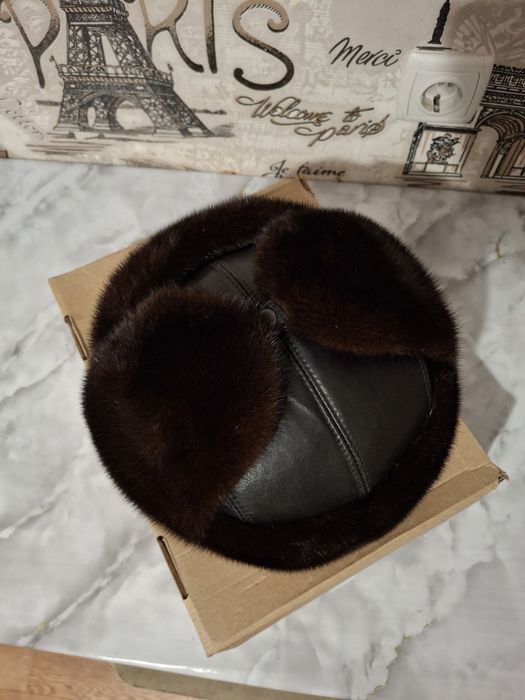 Продам норкавую шапку 20.000 размер 61