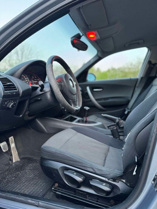 BMW seria 1 / M-pachet / 2.0 D / 122 cp / 2006