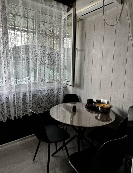 2/1/2 Бектемир РОВД ориентир, кирпич балкон 2х6 мебель техника, 58м2