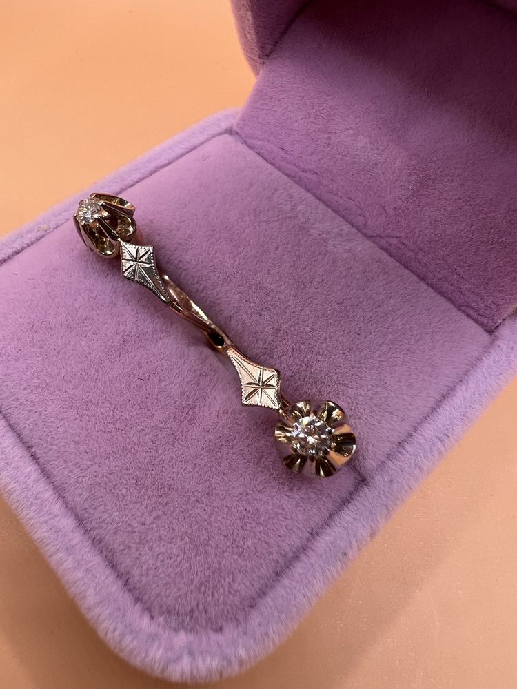 Продам золотые серьги.