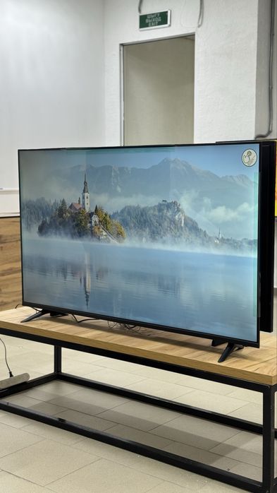 Телевизор LG 55UP77