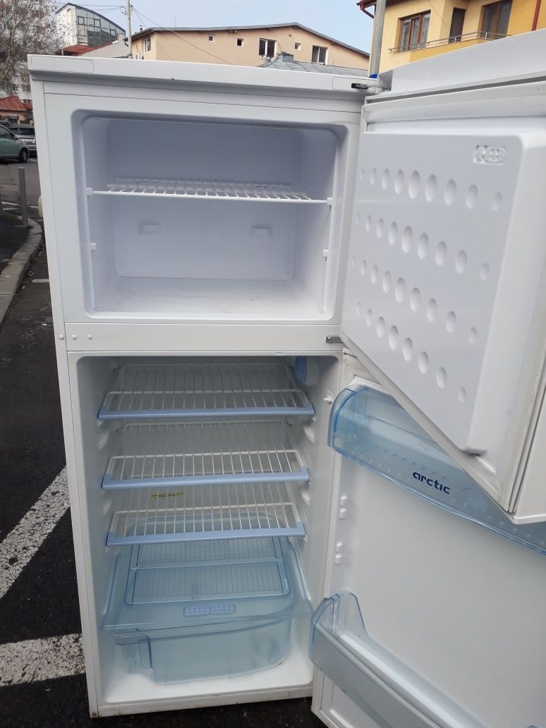Frigider arctic model nou