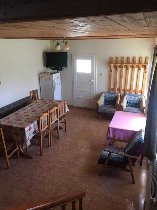 Inchiriez Cabana Carmen Arieseni