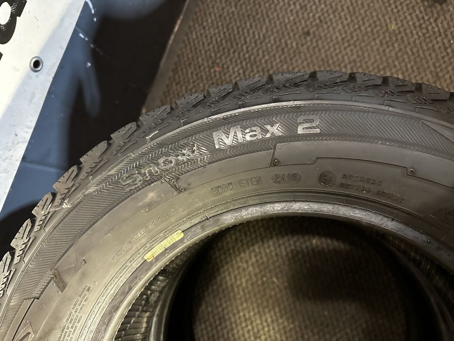 195/70 R15C 104/102 R - Uniroyal Snow Max 2 M+S Oferta