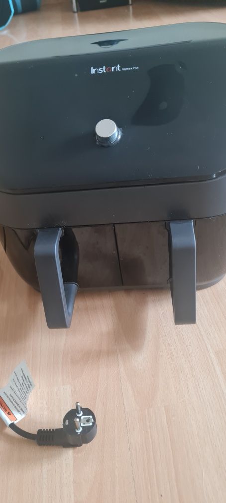 Air fryer Instant Vortex Plus Еър Фрайър в гаранция