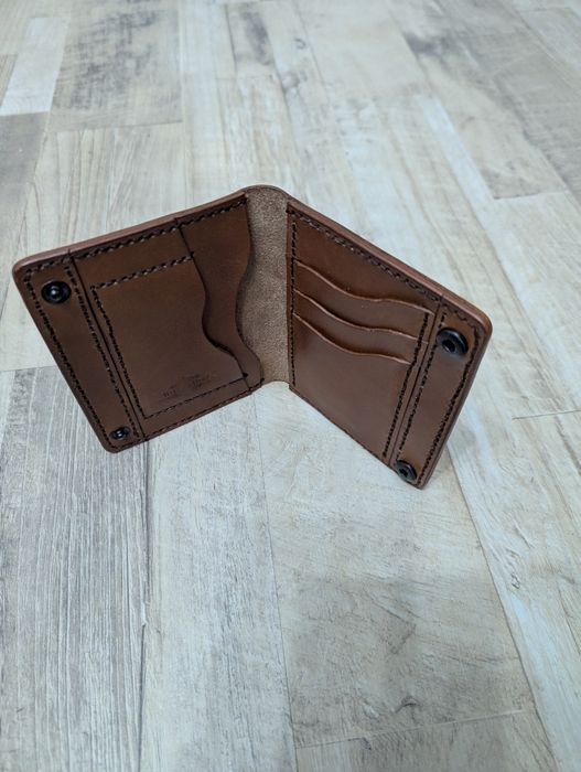 Portofel bărbați din piele naturala lucrat manual