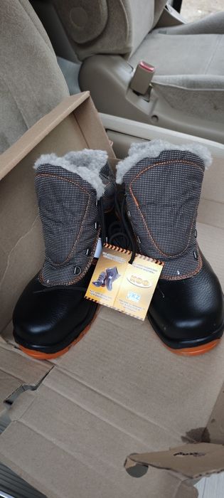 Жаңа Спец аяқ киім сатылады қысқы