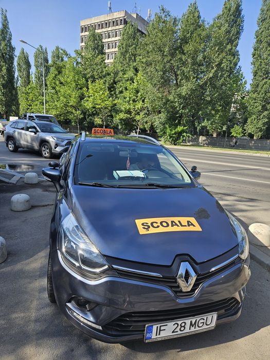 Instructor Auto cat. B/ Scoală de soferi București Zona Grand Arena!