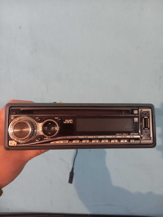 CD JVC с usb и дист. За части
