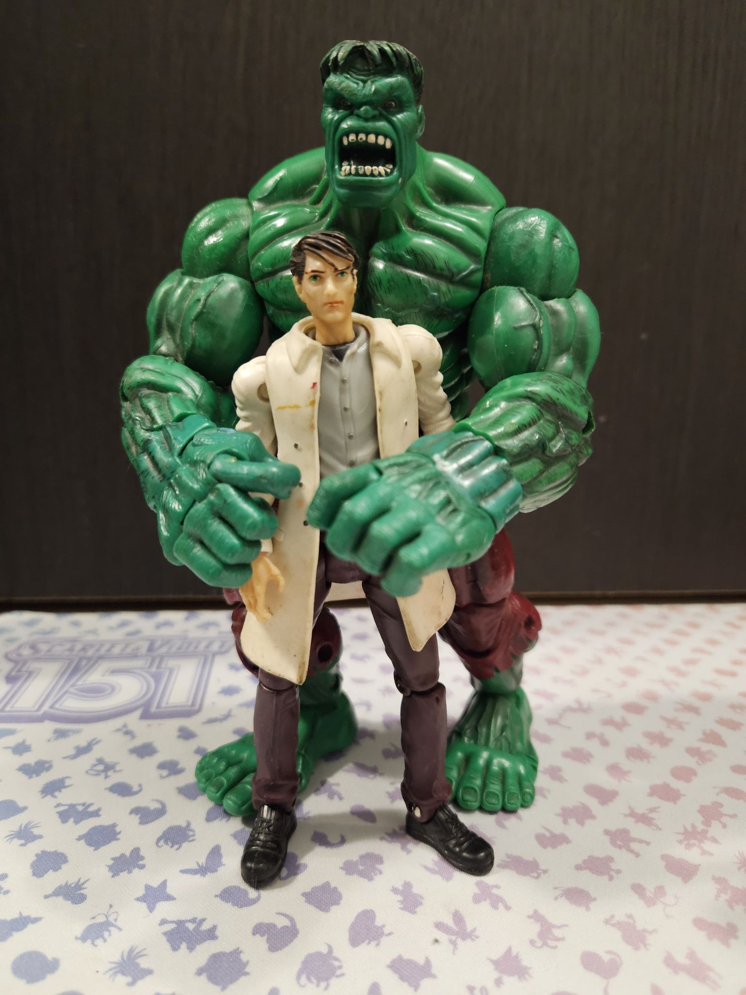 Figurina Marvel Bruce Banner in Hulk