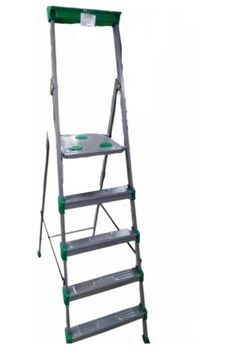 Стремянка Bella и Nika