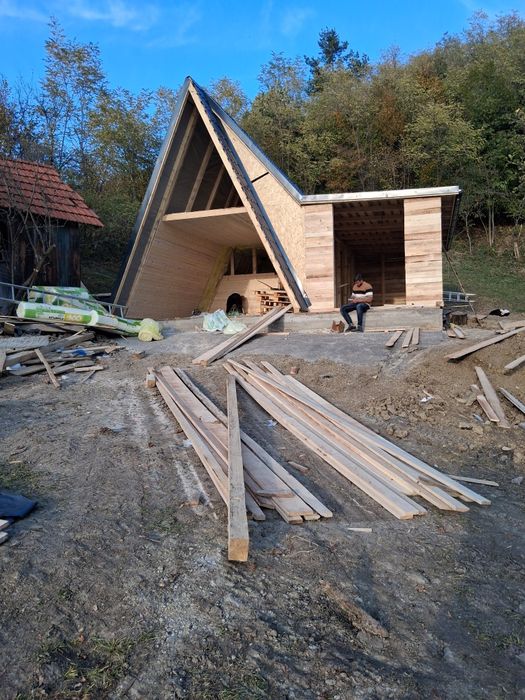 Doriți o casa din lemn, o cabana, un foișor sau o casuta de vacanta,,,