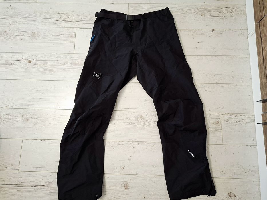 Arc'teryx Gore-tex-Ориг. Дамски панталон Нов!!!