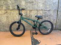 Bicicleta bmx jumper mongoose roti 20”