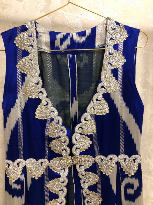 Kelin uchun adrasli chopon