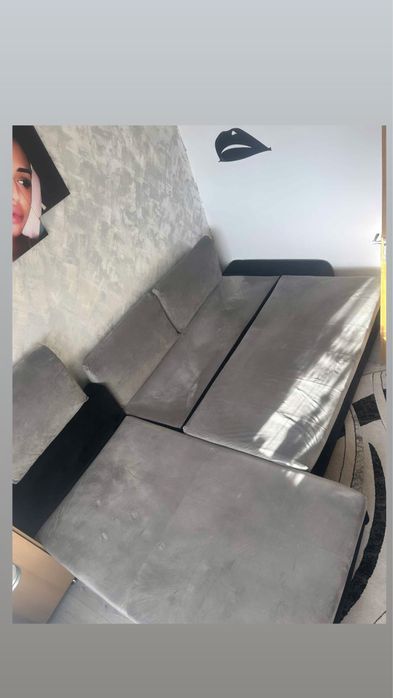 Colțar extensibil cu ladă de depozitare stare impecabilă, ca nou