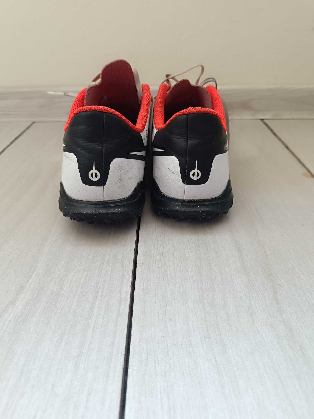 Футболни обувки Nike LEGEND 10 CLUB TF размер 43