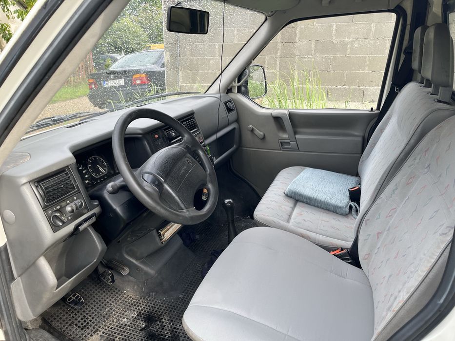 Volkswagen Transporter 4