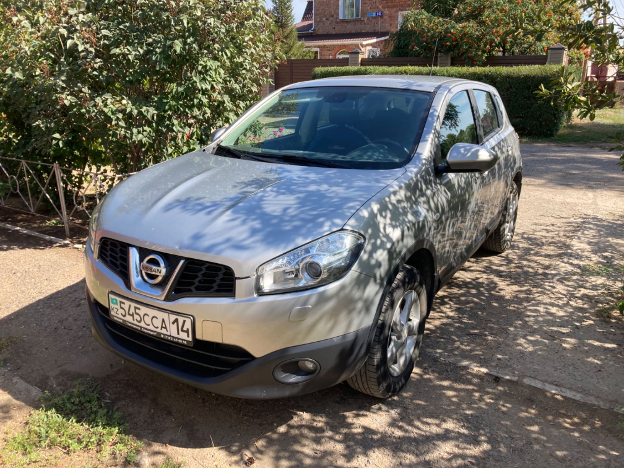 Продам nissan qashqai 2013