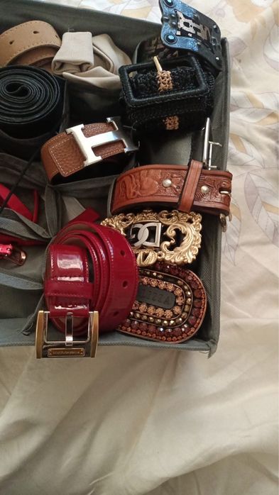 Ремни разных брендов