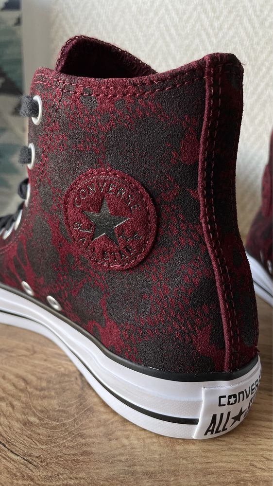 Дамски кожени кецове Converse номер 36.5