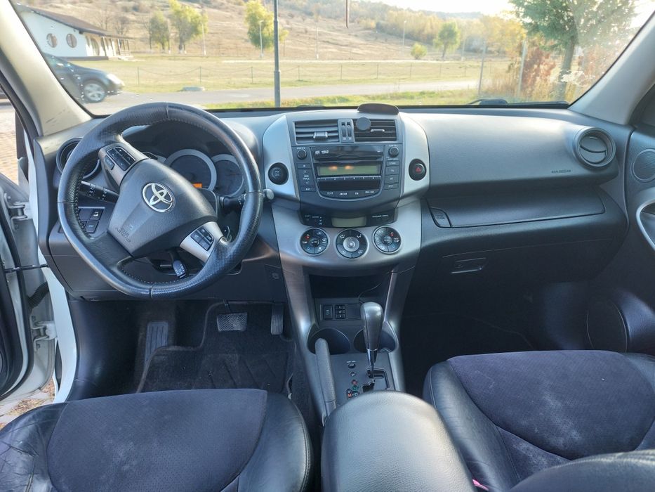 Vand /schimb toyota rav 4