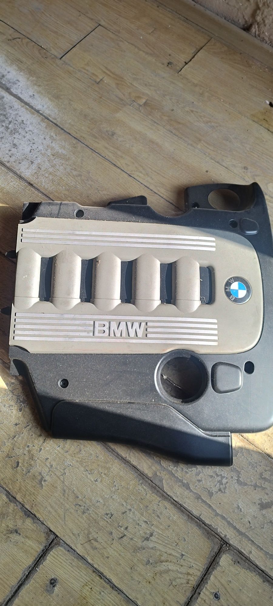 Bmw e60 Капак на Двигател