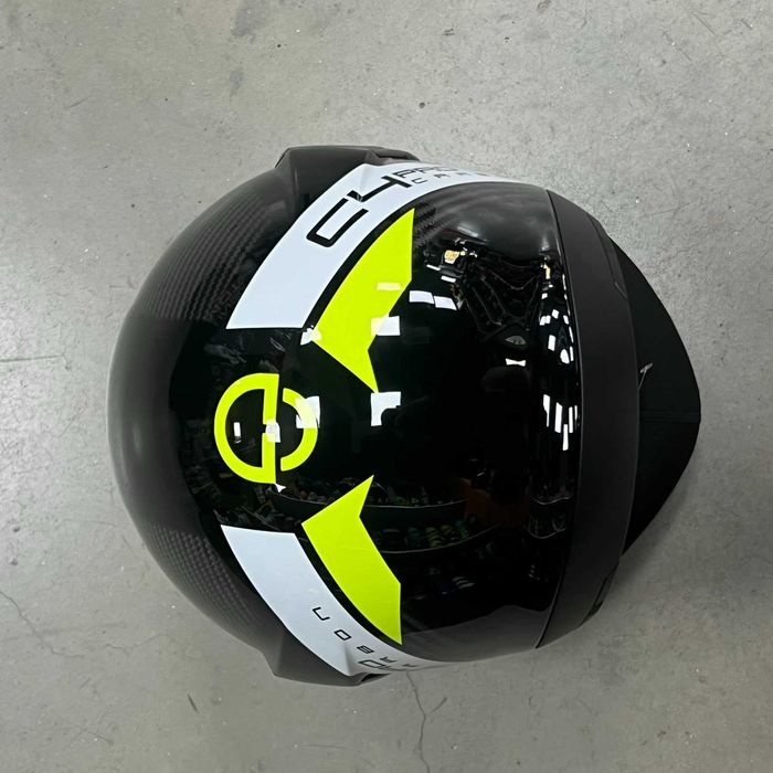 РАЗПРОДАЖБА Мото каска SCHUBERTH C4 PRO Carbon YELLOW - Код: 38031